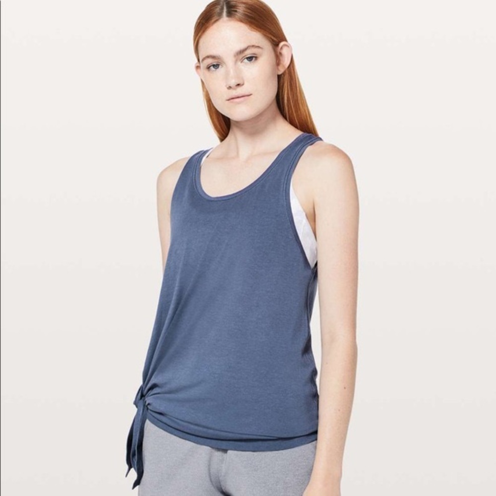 Lululemon To The‎ Point Tank Top Moody Blue